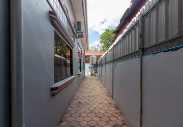 3 Bedroom House For Rent - Slor Kram, Siem Reap thumbnail