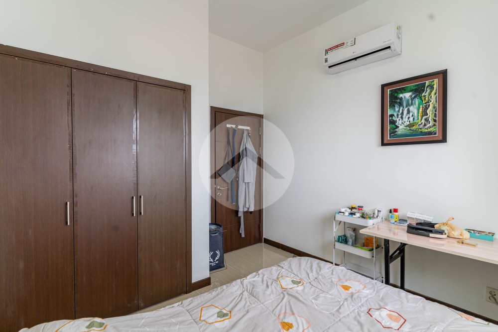 10th Floor 3 Bedroom Condominium For Sale - Camko City, Toul Sangke, Phnom Penh - Image 11