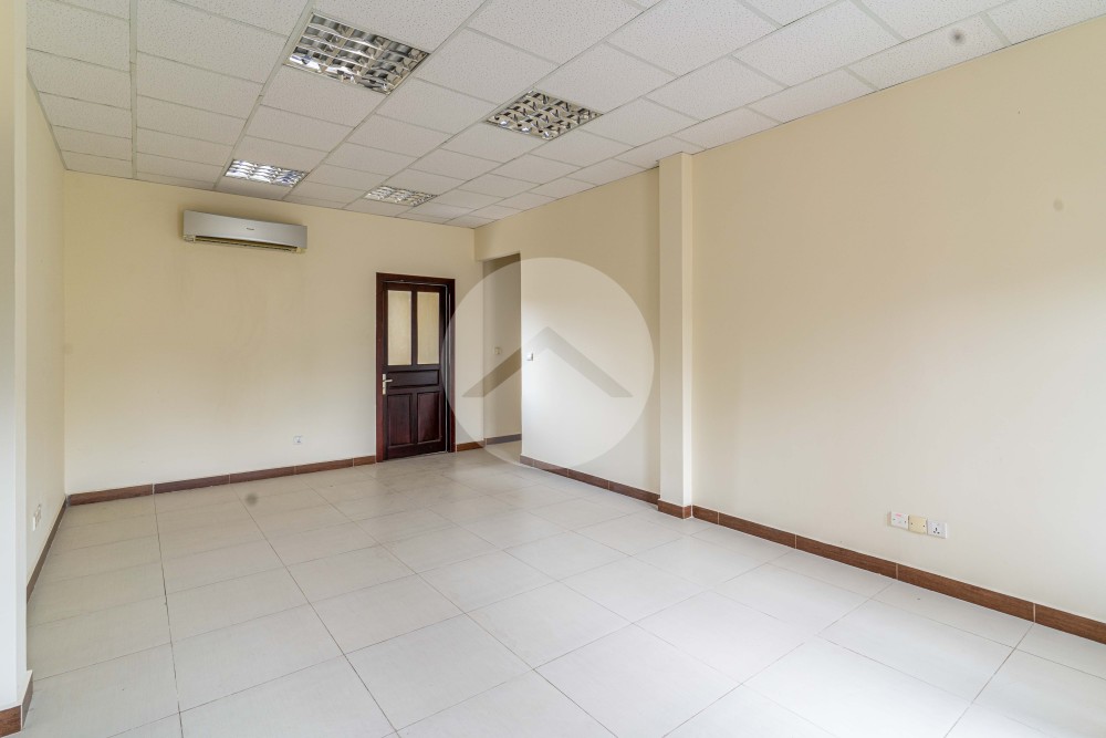 601 Sqm Commercial Villa For Rent - Sen Sok, Phnom Penh - Image 3