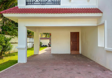3 Bedroom Villa For Rent - Svay Dangkum, Siem Reap thumbnail