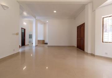 3 Bedroom Villa For Sale - Svay Dangkum, Siem Reap thumbnail