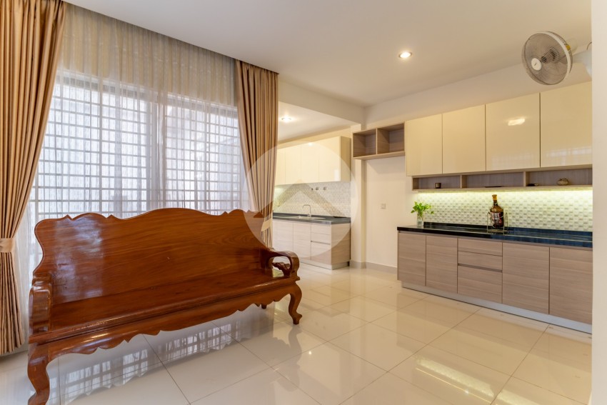 4 Bedroom Link Villa For Sale - Borey Peng Huoth, Project Rosato, Beoung Snor, Phnom Penh