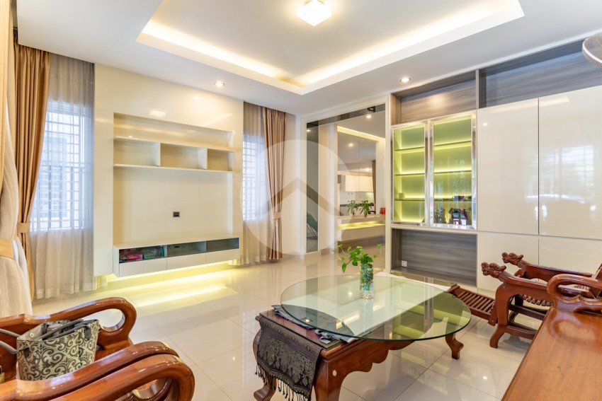 4 Bedroom Link Villa For Sale - Borey Peng Huoth, Project Rosato, Beoung Snor, Phnom Penh