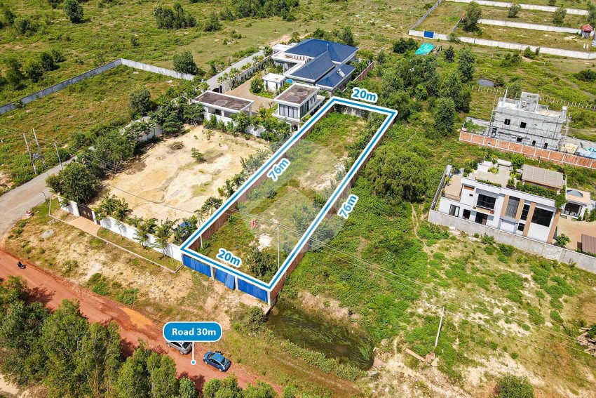 1520 Sqm Residential Land For Sale - Road 60, Nokor Thum, Siem Reap