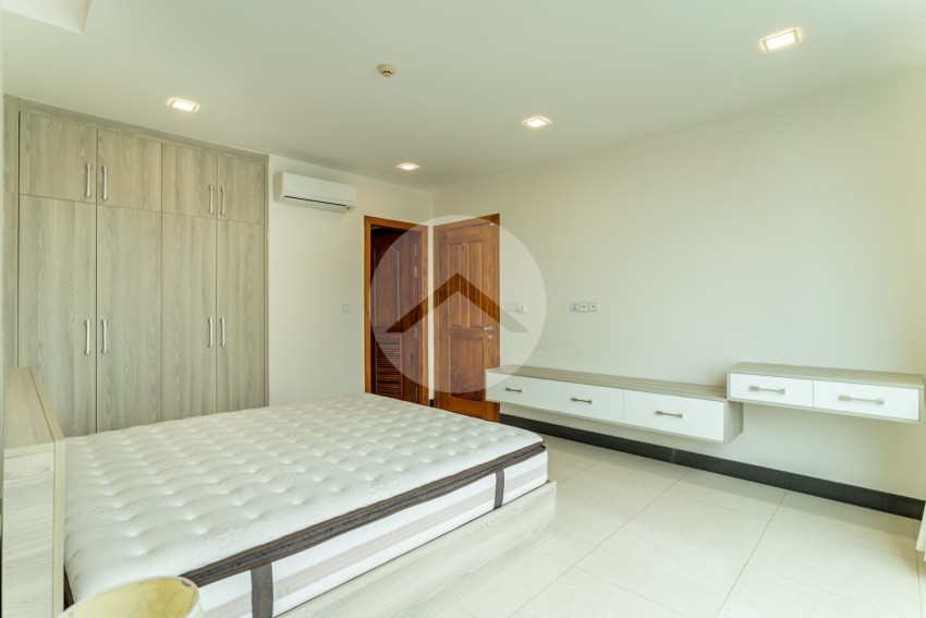 2 Bedroom Serviced Apartment For Rent - BKK3, Phnom Penh