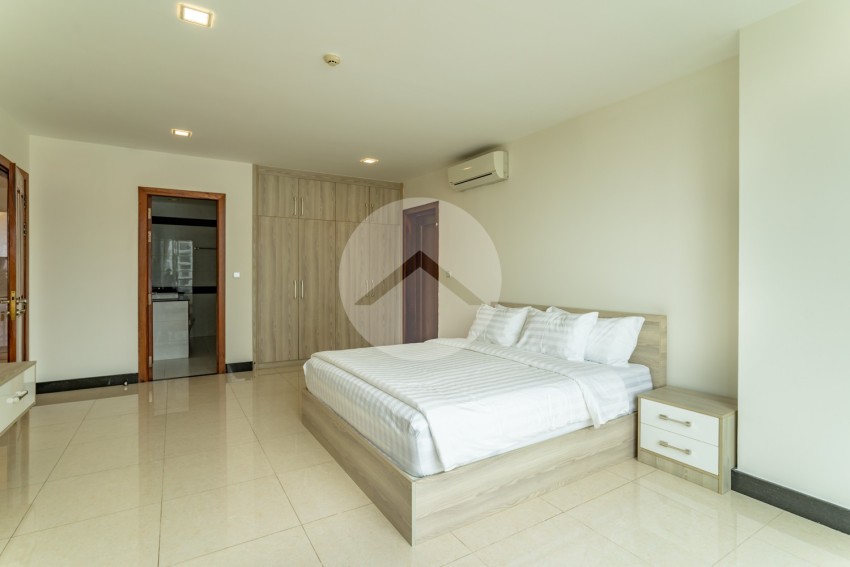 2 Bedroom Serviced Apartment For Rent - BKK3, Phnom Penh