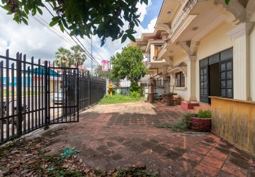 10 Bedroom Commercial House For Rent - Near Riverside, Slor Kram, Siem Reap thumbnail