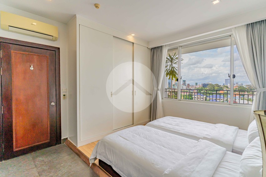 4 Bedroom Serviced Penthouse For Rent - Tonle Bassac, Phnom Penh