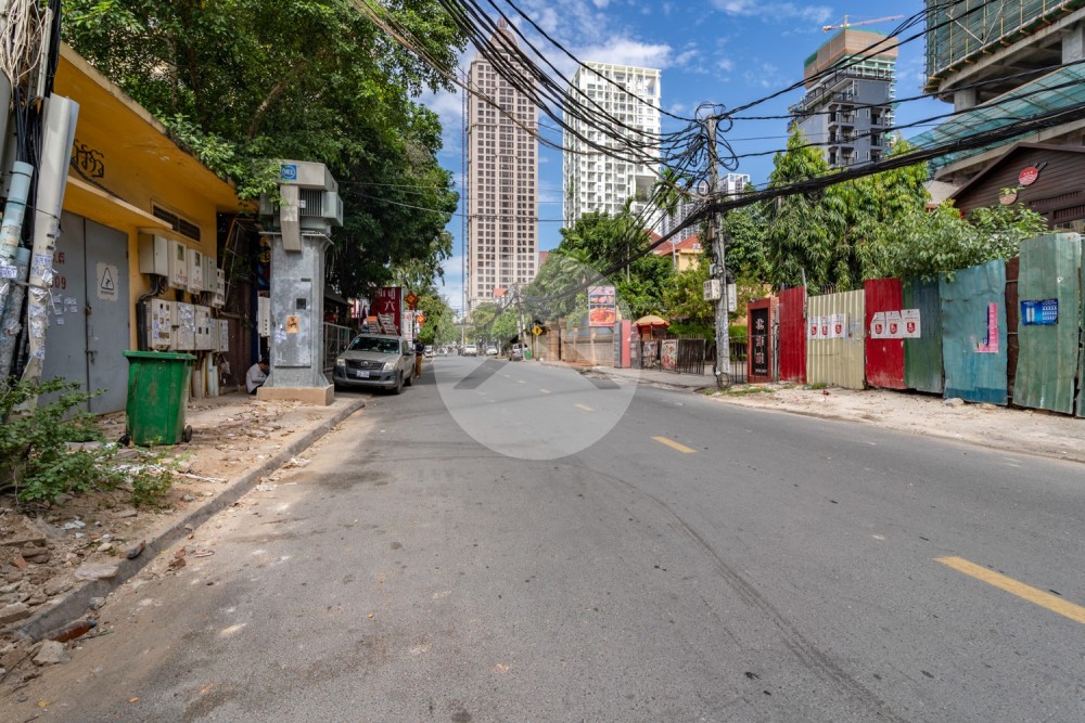 576 Sqm Commercial Land For Rent - BKK1, Phnom Penh - Image 8 576 Sqm Commercial Land For Rent - BKK1, Phnom Penh - Image 8