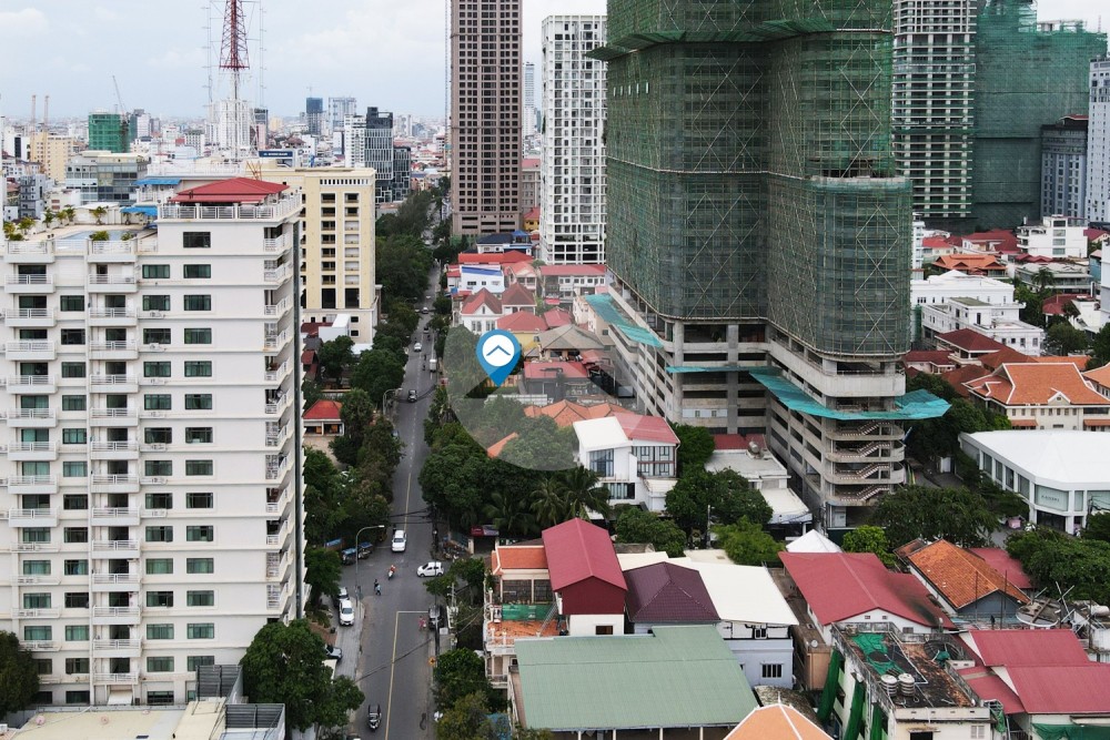 576 Sqm Commercial Land For Rent - BKK1, Phnom Penh - Image 3 576 Sqm Commercial Land For Rent - BKK1, Phnom Penh - Image 3