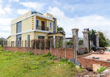 4 Bedroom Villa For Rent - Chreav, Siem Reap thumbnail