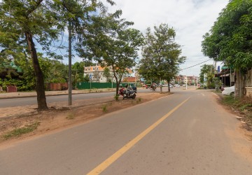 639 Sqm Commercial Land For Sale - Near Riverside, Slor Kram, Siem Reap thumbnail