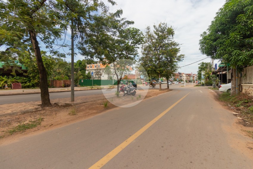 639 Sqm Commercial Land For Sale - Near Riverside, Slor Kram, Siem Reap