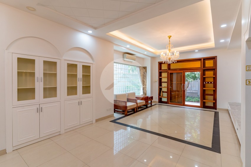 4 Bedroom Villa For Rent - Bassac Garden City, Tonle Bassac, Phnom Penh