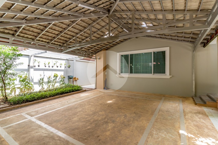 4 Bedroom Villa For Rent - Bassac Garden City, Tonle Bassac, Phnom Penh