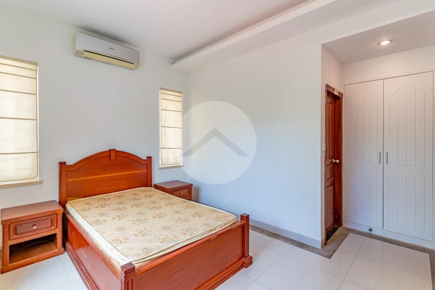 4 Bedroom Villa For Rent - Bassac Garden City, Tonle Bassac, Phnom Penh