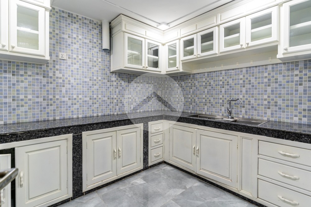5 Bedroom Shophouse For Rent - Chey Chumneah, Phnom Penh - Image 5