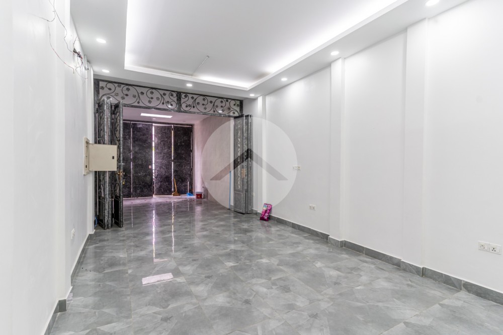 5 Bedroom Shophouse For Rent - Chey Chumneah, Phnom Penh - Image 3