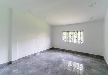 5 Bedroom Shophouse For Rent - Chey Chumneah, Phnom Penh thumbnail