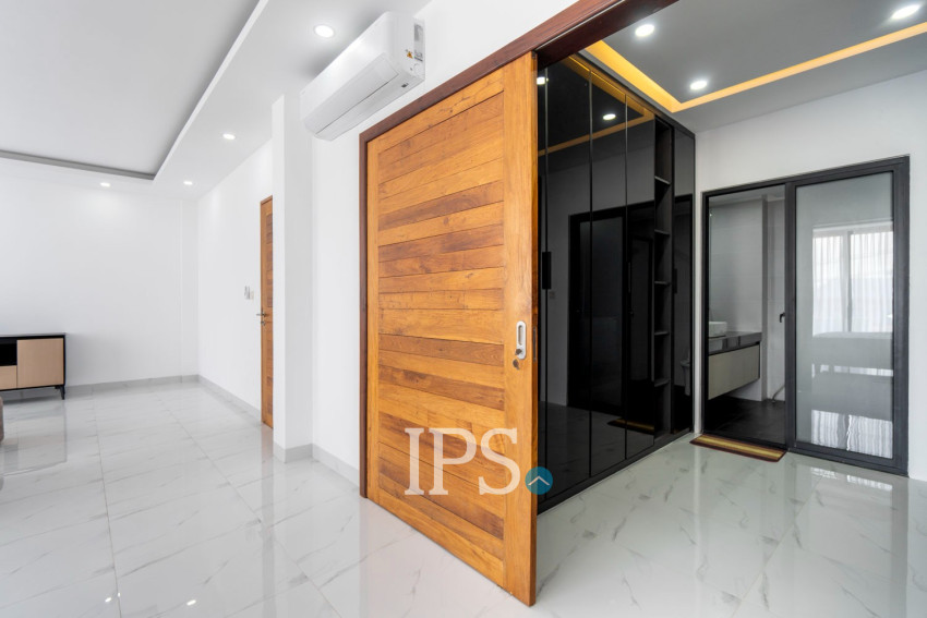 4 Bedroom Commercial Shophouse For Rent - Ring Road, Sangkat Siem Reap, Siem Reap