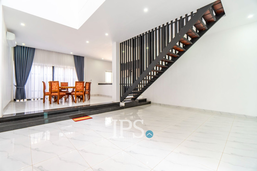 4 Bedroom Commercial Shophouse For Rent - Ring Road, Sangkat Siem Reap, Siem Reap