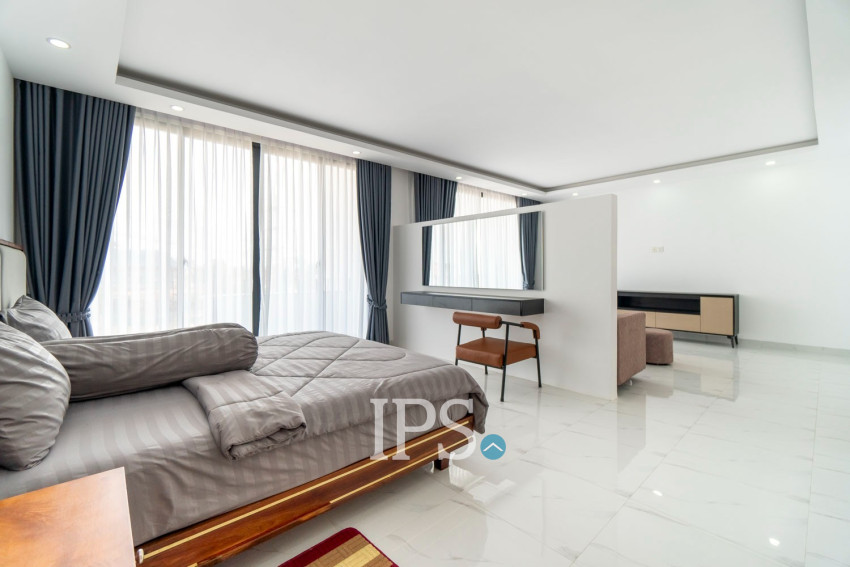 4 Bedroom Commercial Shophouse For Rent - Ring Road, Sangkat Siem Reap, Siem Reap