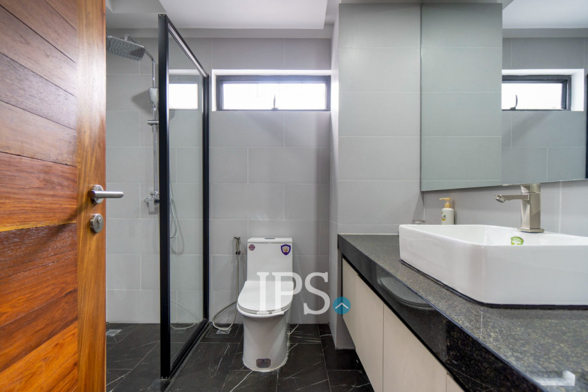 4 Bedroom Commercial Shophouse For Rent - Ring Road, Sangkat Siem Reap, Siem Reap