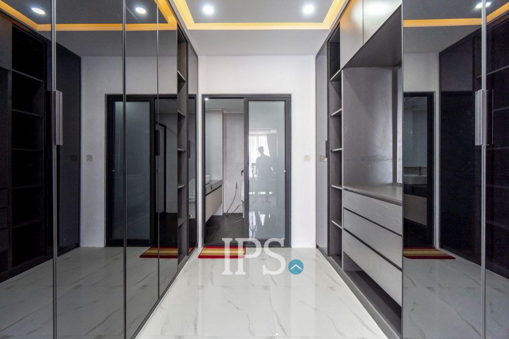 4 Bedroom Commercial Shophouse For Rent - Ring Road, Sangkat Siem Reap, Siem Reap - Image 22