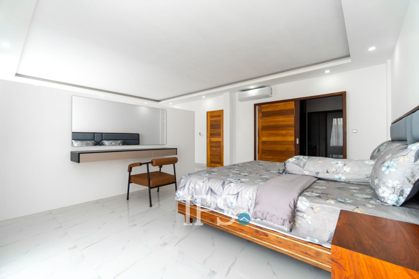 4 Bedroom Commercial Shophouse For Rent - Ring Road, Sangkat Siem Reap, Siem Reap