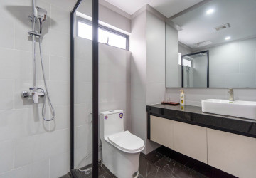 4 Bedroom Commercial Shophouse For Rent - Ring Road, Sangkat Siem Reap, Siem Reap thumbnail