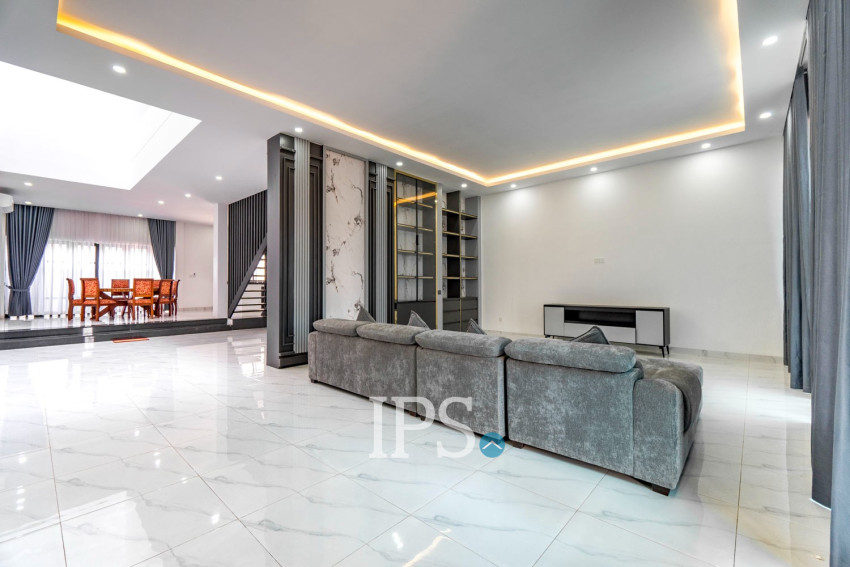 4 Bedroom Commercial Shophouse For Rent - Ring Road, Sangkat Siem Reap, Siem Reap