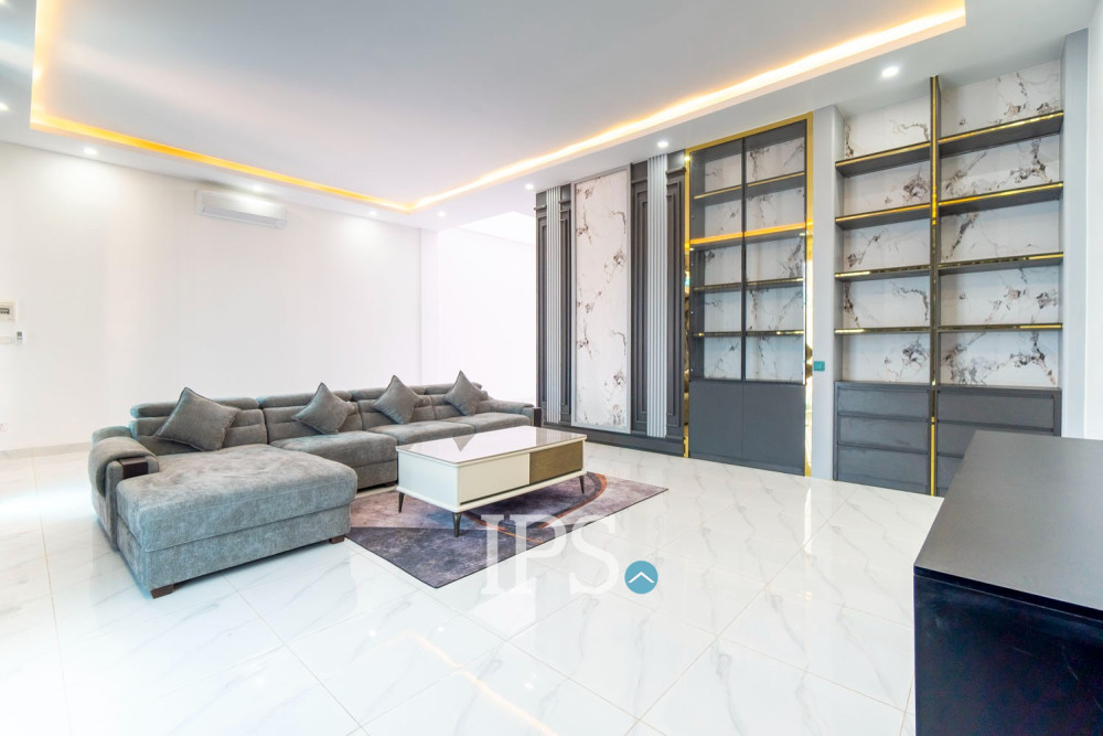 4 Bedroom Commercial Shophouse For Rent - Ring Road, Sangkat Siem Reap, Siem Reap - Image 4