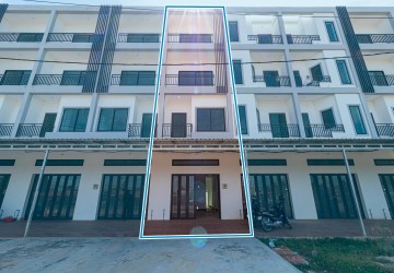 5 Bedroom Commercial Shophouse For Rent - Svay Dangkum, Krong Siem Reab thumbnail