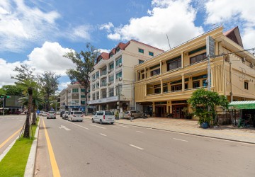 41 Bedroom Guesthouse for Sale - Svay Dangkum, Siem Reap thumbnail