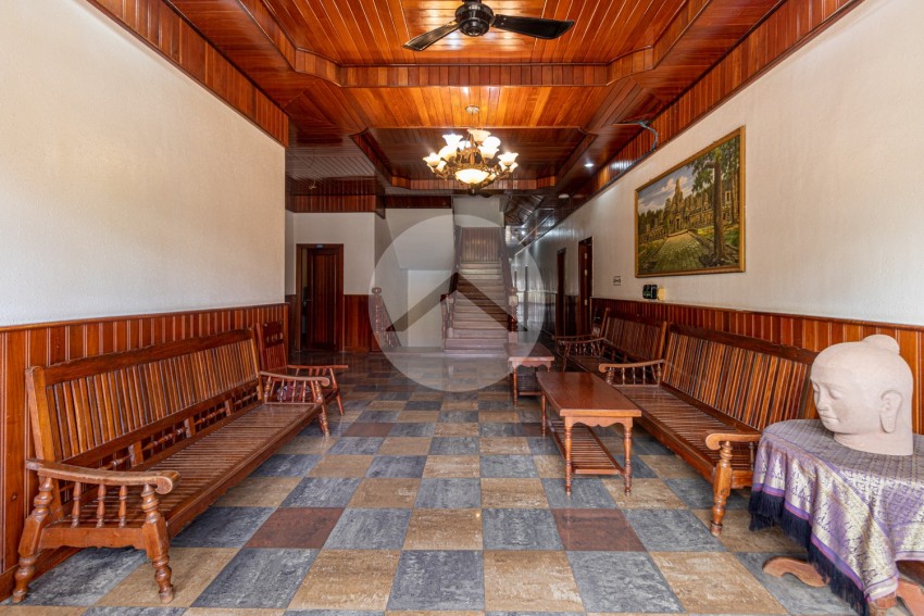 41 Bedroom Guesthouse for Sale - Svay Dangkum, Siem Reap