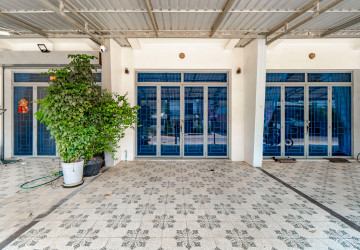 4 Bedroom Shophouse For Rent - Svay Dangkum, Siem Reap thumbnail