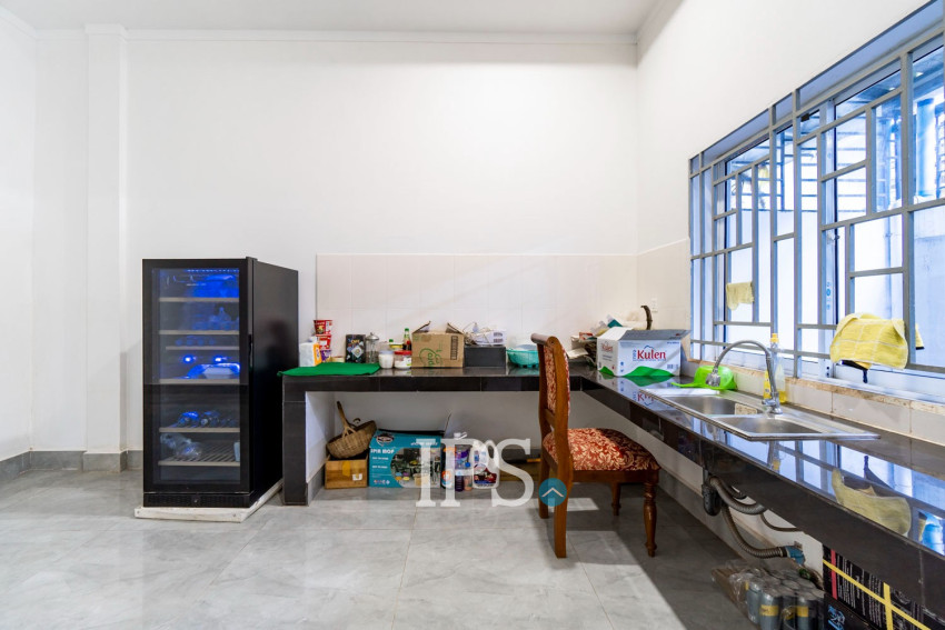 4 Bedroom Shophouse For Rent - Svay Dangkum, Siem Reap