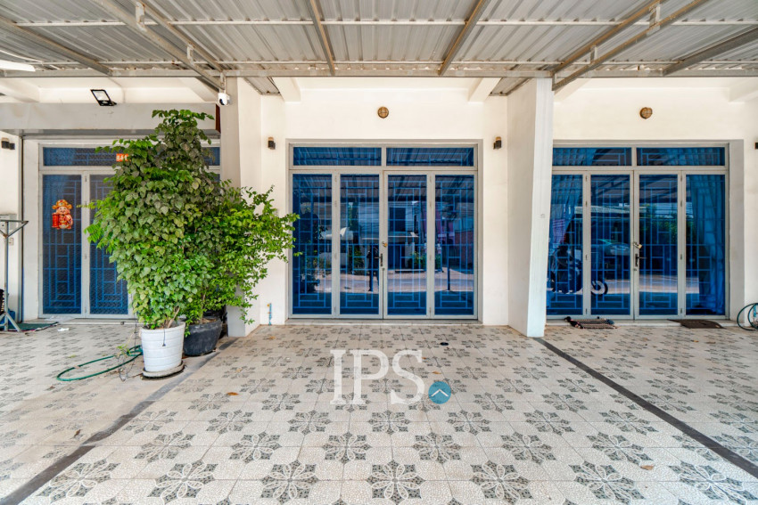 4 Bedroom Shophouse For Rent - Svay Dangkum, Siem Reap
