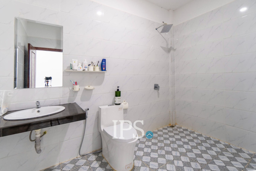 4 Bedroom Shophouse For Rent - Svay Dangkum, Siem Reap