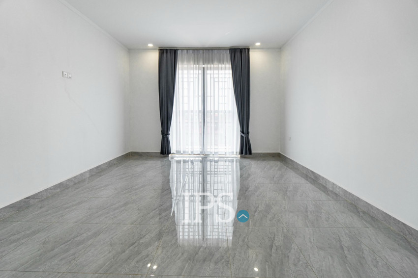 4 Bedroom Shophouse For Rent - Svay Dangkum, Siem Reap