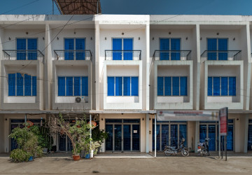 4 Bedroom Shophouse For Rent - Svay Dangkum, Siem Reap thumbnail