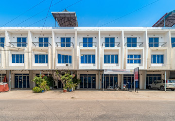 4 Bedroom Shophouse For Rent - Svay Dangkum, Siem Reap thumbnail