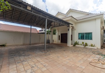 8 Bedroom Villa For Sale - Slor Kram , Siem Reap thumbnail