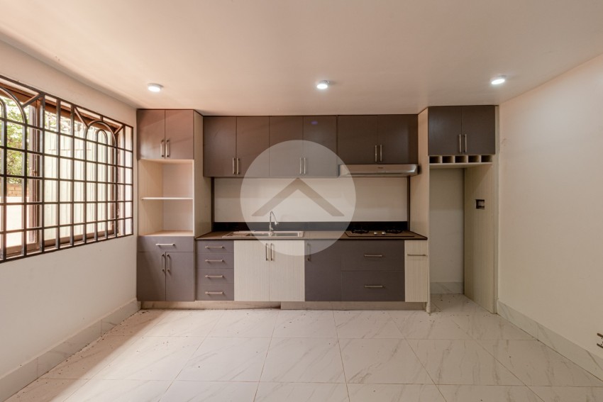 3 Bedroom Commercial Shophouse For Rent - Chreav, Siem Reap