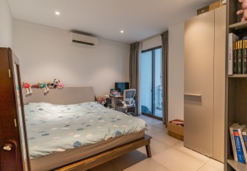 1 Bedroom Condo For Rent - Embassy Central, BKK1, Phnom Penh thumbnail