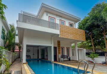 4 Bedroom Villa For Rent - Sra Ngae, Siem Reap thumbnail