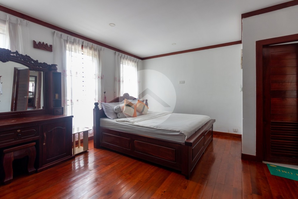 4 Bedroom House For Rent - Sra Ngae, Siem Reap - Image 9