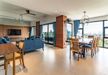 3 Bedroom Serviced Apartment For Rent - Tonle Bassac, Phnom Penh thumbnail