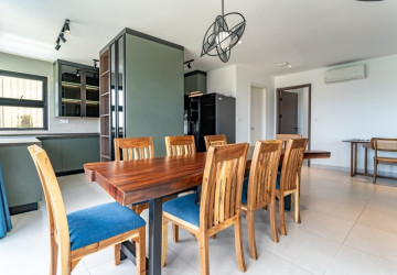 3 Bedroom Serviced Apartment For Rent - Tonle Bassac, Phnom Penh thumbnail