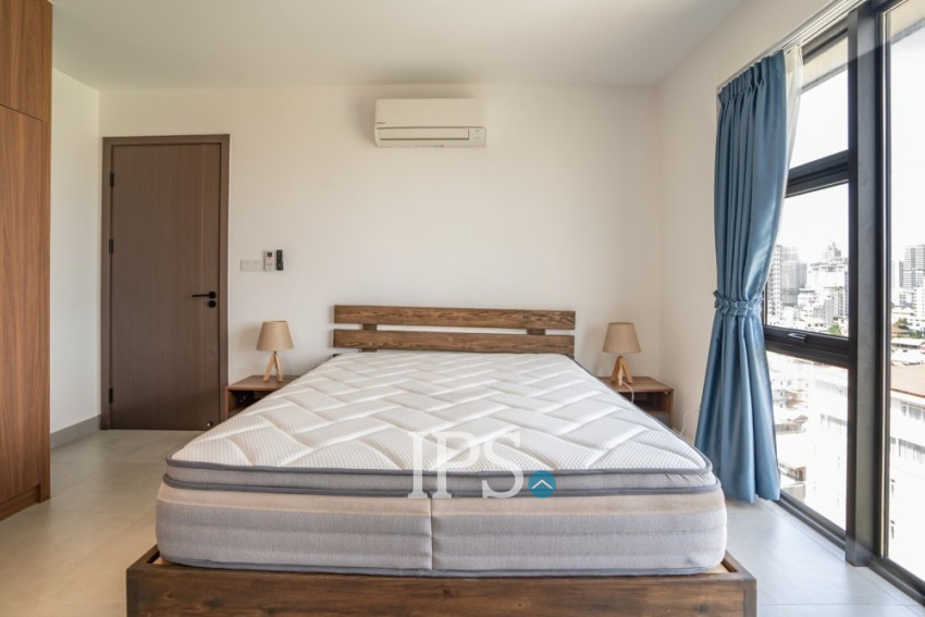 3 Bedroom Serviced Apartment For Rent - Tonle Bassac, Phnom Penh